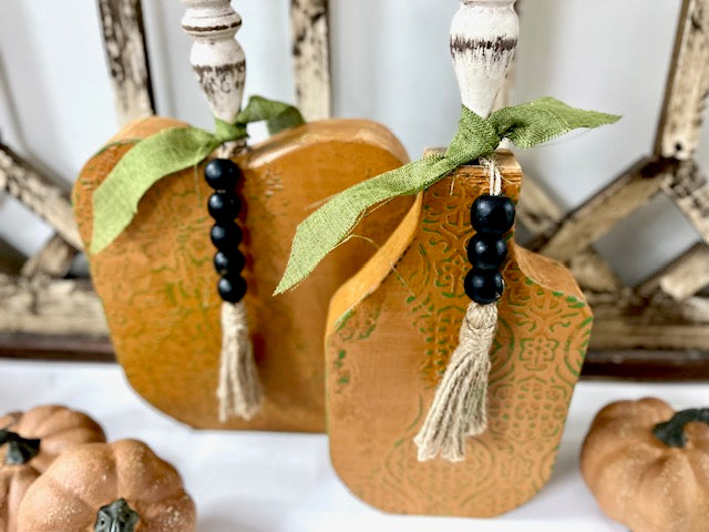 Spindles, Scrap Wood & Old Craft Stash | DIY Fall Home Decor | Trash to Treasure